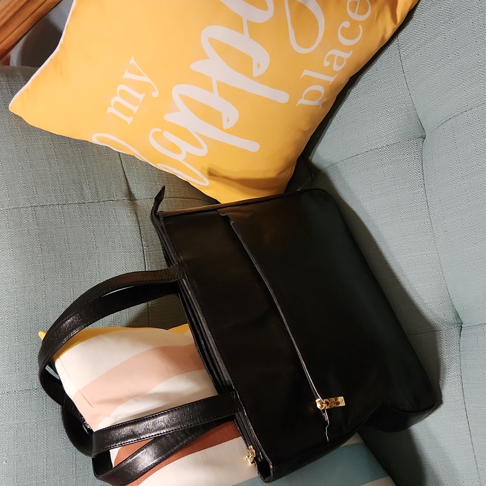 Basido Leather Handbag